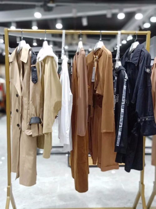 圖 依袖品牌女裝批發(fā)一手貨源 廣州服裝 鞋帽 箱包