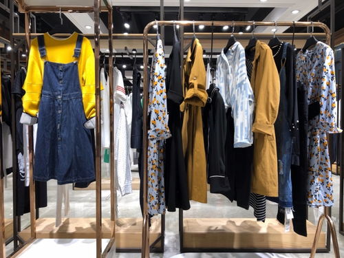 圖 朝花夕拾19春折扣店尾貨庫存批發貨源 廣州服裝 鞋帽 箱包