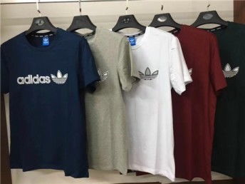 圖 男女t恤 時(shí)裝 童裝 中老年裝大量新貨入庫 北京服裝 鞋帽 箱包