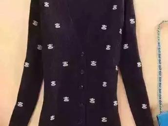 秋冬季精品服裝貨源全解析 棉服、羽絨服、鞋帽箱包一站式采購指南